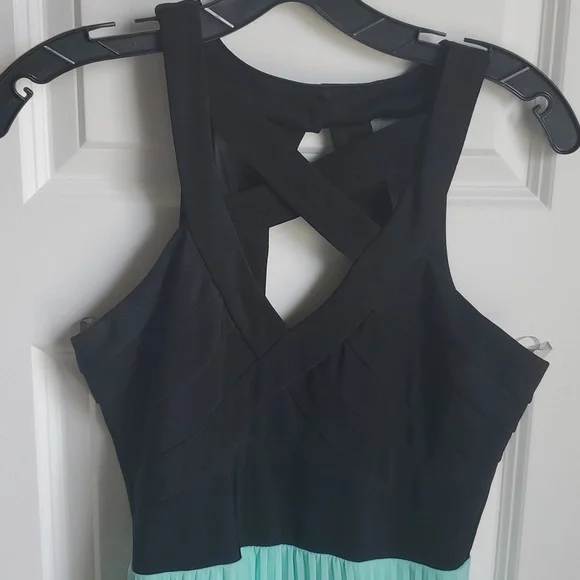 Crystal Doll Prom/Formal Dress Size 7 EUC - Picture 3 of 7